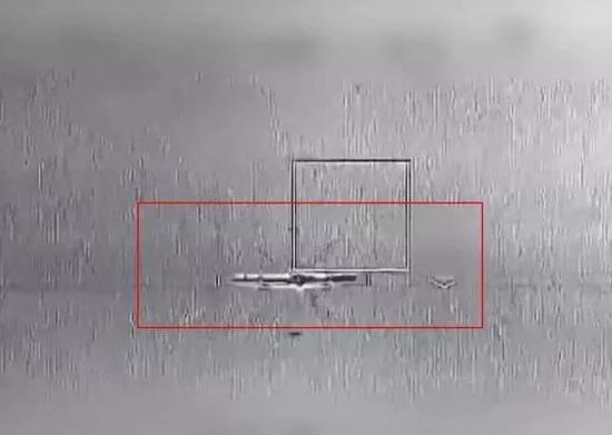 占据截击位置的“阿帕奇”直升机对伊朗无人机的探测视频画面（图片来自网络）