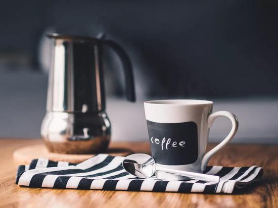 ▲很多人都要靠咖啡来提神，你也是其中之一吗？（图片来源：Pixabay）